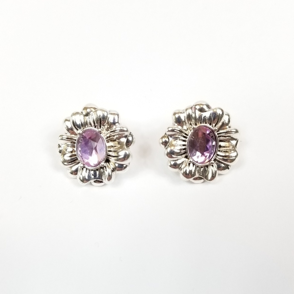 🌸Avon June birthstone earrings🌸
